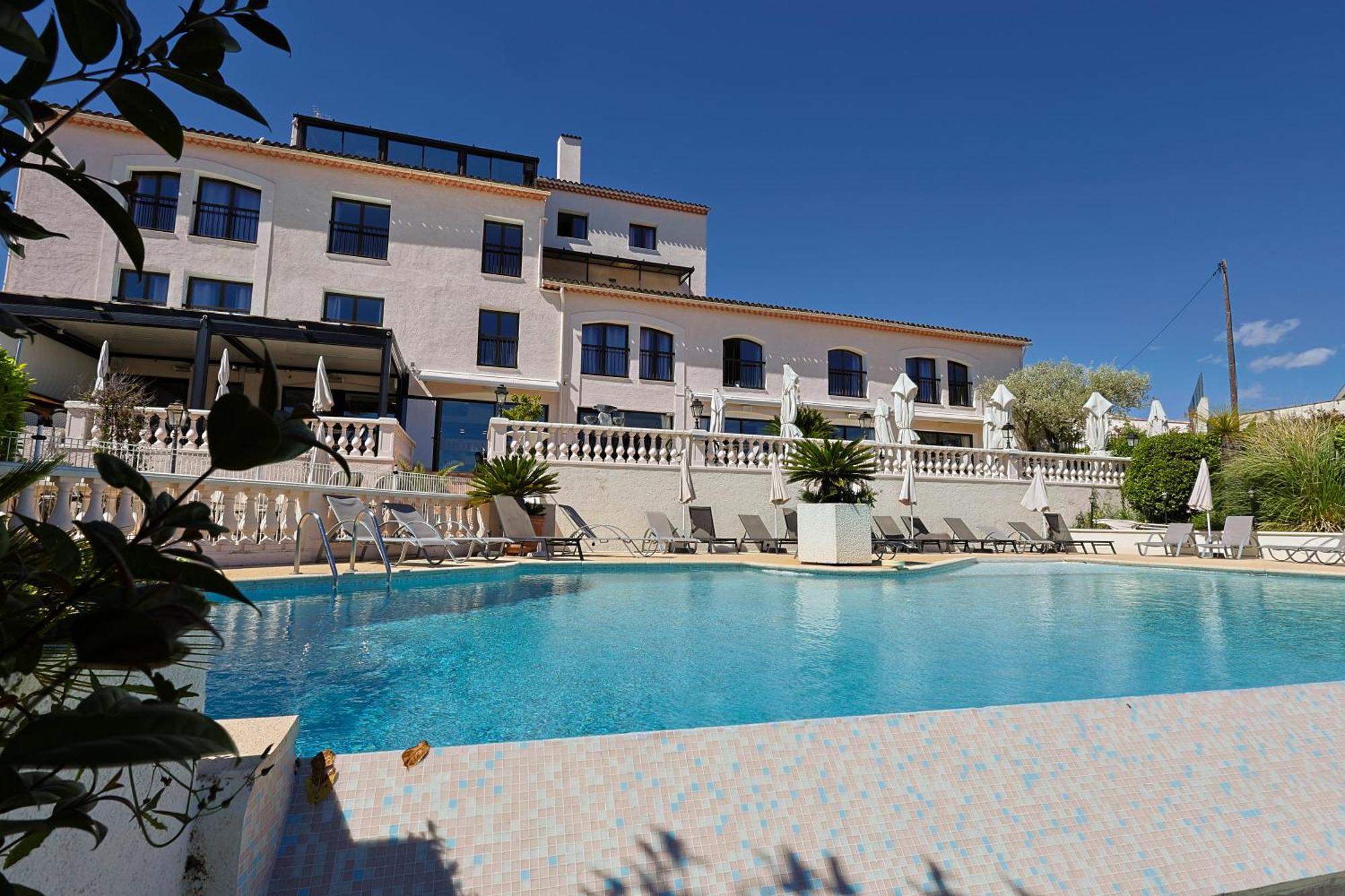 Hotel & Restaurant Perla Riviera Villeneuve-Loubet Exterior photo